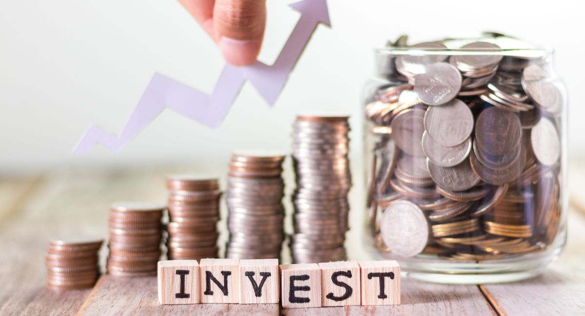 How can I invest in blockchain and what are the best blockchain projects