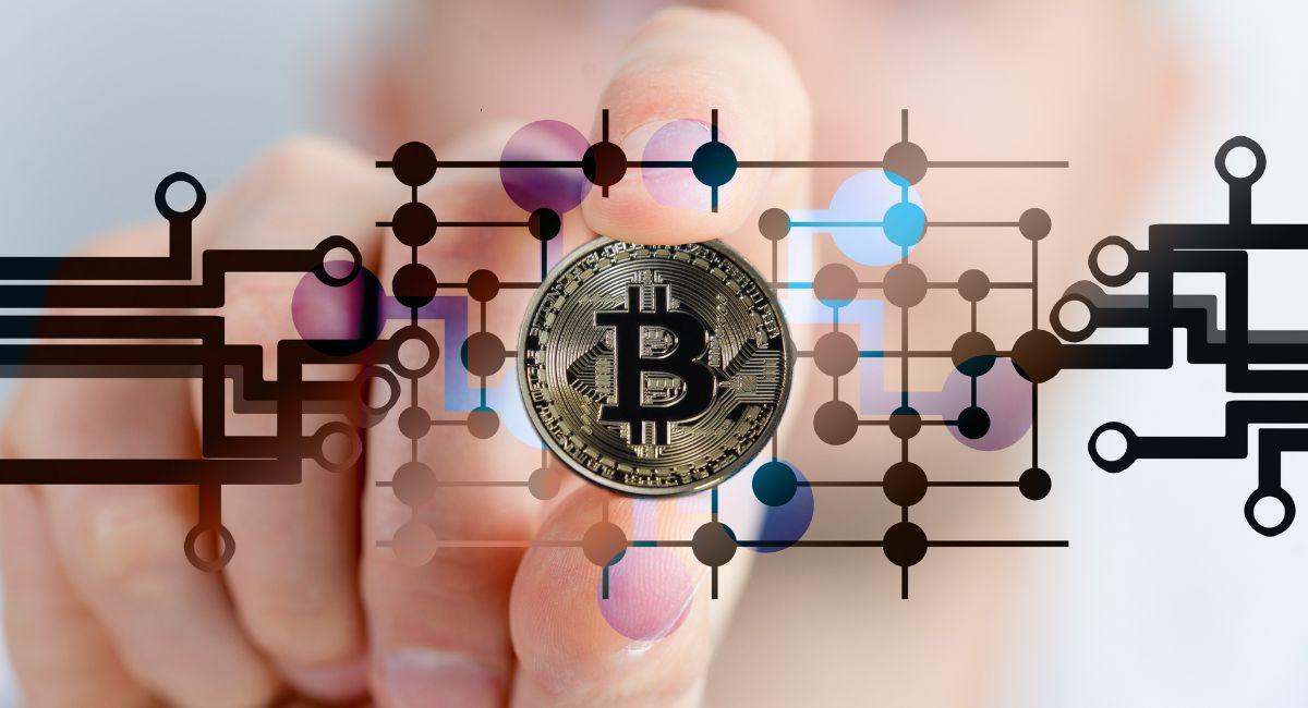 bitcoin ICOs vs. STOs Blockchain fundraising